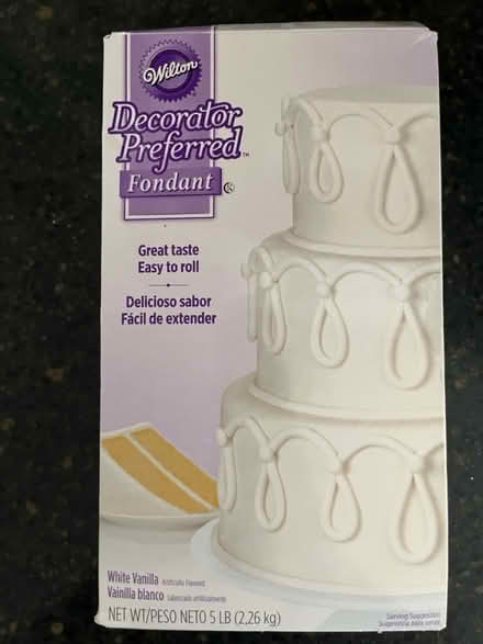 Photo of free cake fondant (Lawrence/ El Camino Real) #1