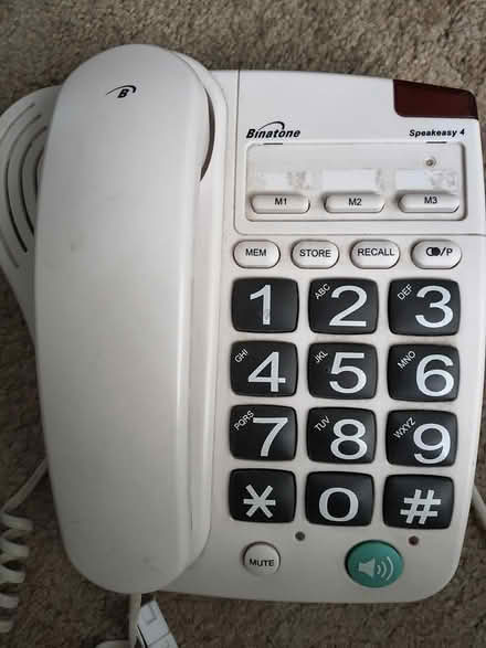 Photo of free 2 phones (Menzieshill DD2) #1
