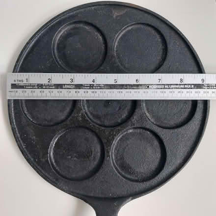 Photo of free Cast-iron multi-cavity pan (Ealing Pitshanger W5) #2