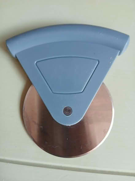 Photo of free Pizza cutter (E3 3gu) #1