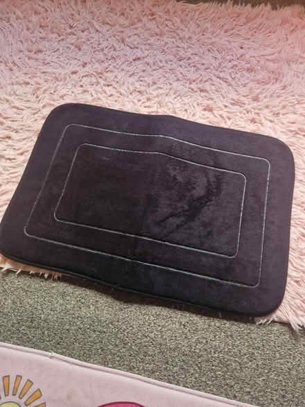 Photo of free Brand new bathroom mats (Ng3) #2