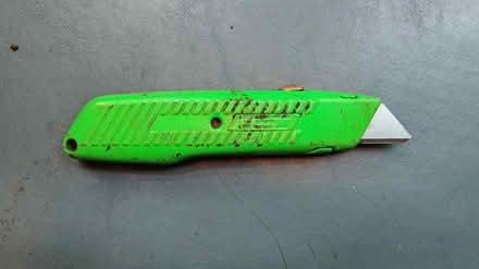 Photo of free Utility knife, bright green color (Midtown/Boulevard Park) #1