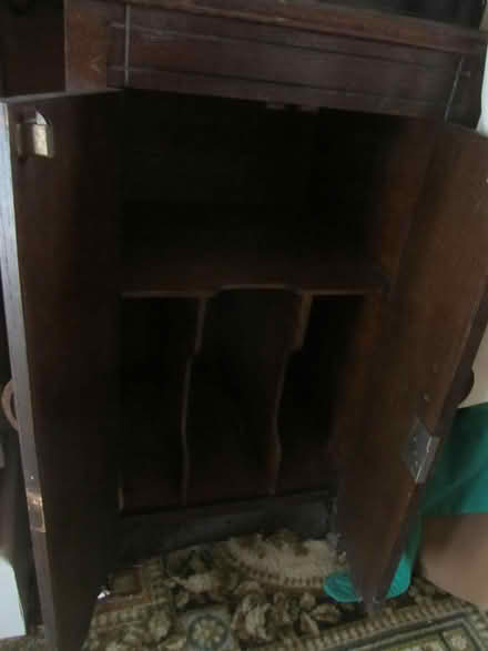 Photo of free 50's vinyl record storage cabinet (Potters bar EN6) #1
