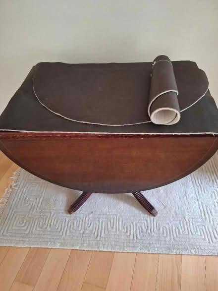 Photo of free Mahogany Dining Table (Brocton ST17) #3