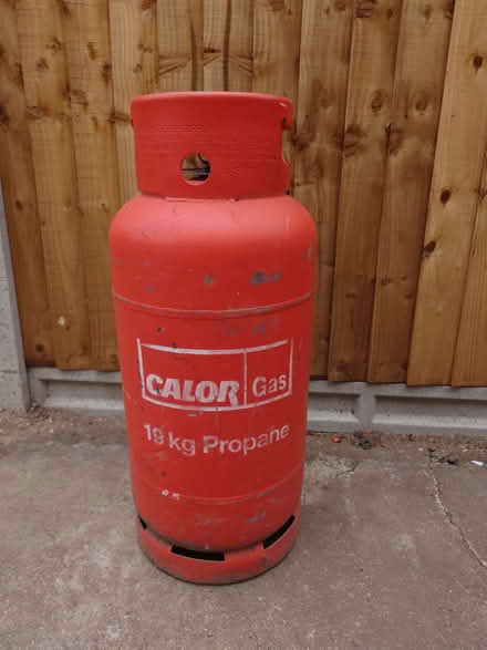 Photo of free Calor Gas 19KG Propane cylinder (nearly empty) (Thorpe Hamlet NR1) #1