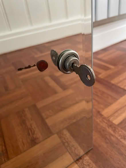 Photo of free Small white bathroom cabinet (Wokingham RG40) #3