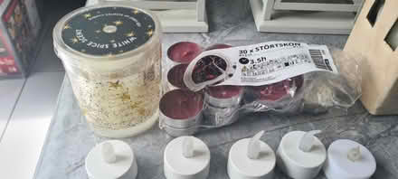 Photo of free Lanterns, Vase, Candles, Ornaments (TN25) #4