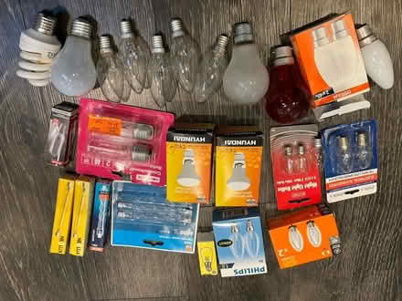 Photo of free Light bulbs. Various types / fittings. (Alcester Lanes End B14) #1