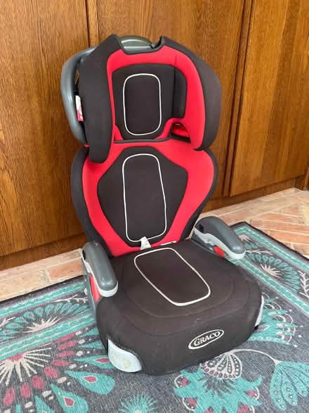 Photo of free Baby car seat / booster seat (E8 Greenwood Road) #1