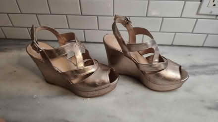 Photo of free Rose gold wedge heel sandals (6.5) (Midtown/Boulevard Park) #2