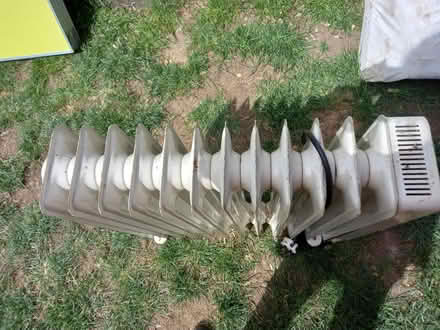 Photo of free Oil filled radiator heater (Gunby NG33) #2