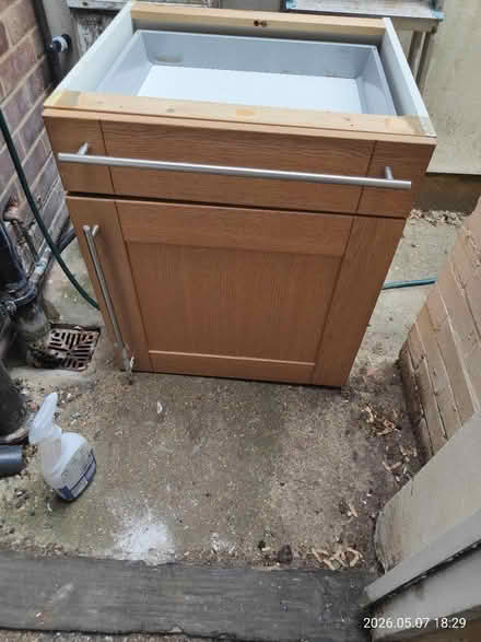 Photo of free Kitchen cabinet oak (Hampton TW12) #1