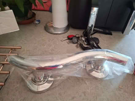 Photo of free Grab rail. Curved. Silver (Hugh Mill BB4) #1