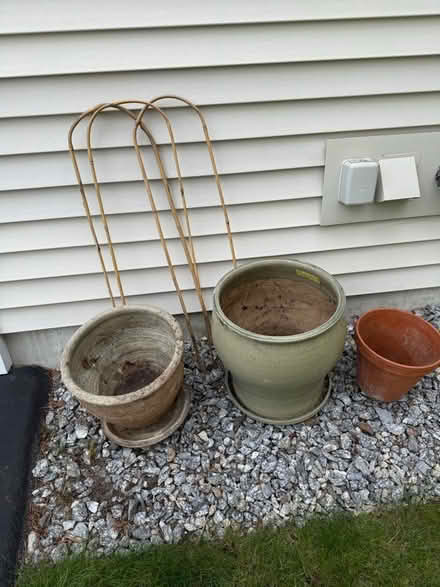 Photo of free Flower pots (Bedford NH) #1