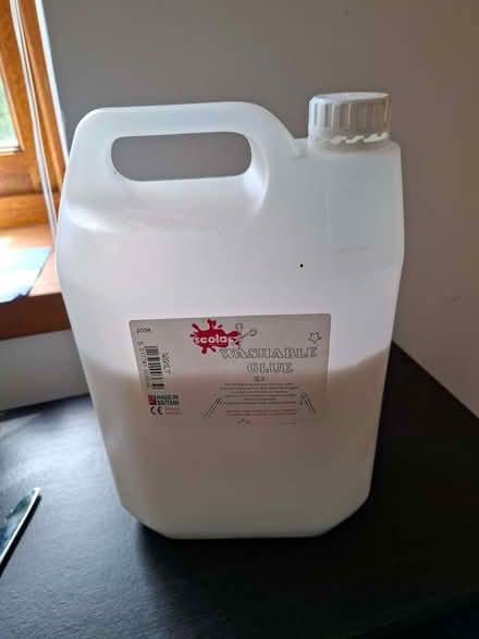 Photo of free PVA glue (Allington NG32) #1