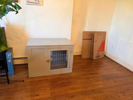 Photo of free Dog Crate, Medium (Capitol Hill) #1