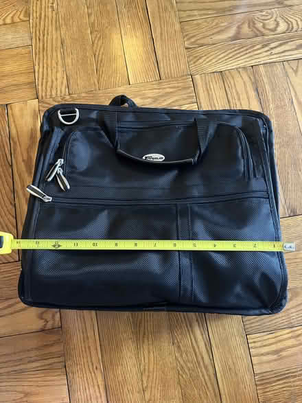 Photo of free Targus lightweight laptop bag (Kensington Brooklyn) #1