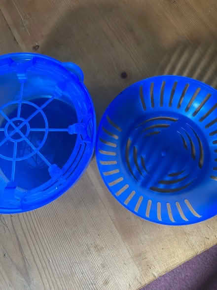 Photo of free moisture absorbing container (Southville BS3) #2