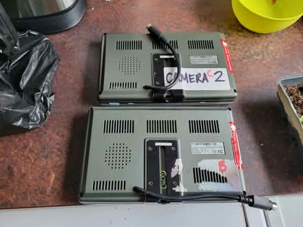 Photo of free 2 incar 7" TV monitors (BR6) #2