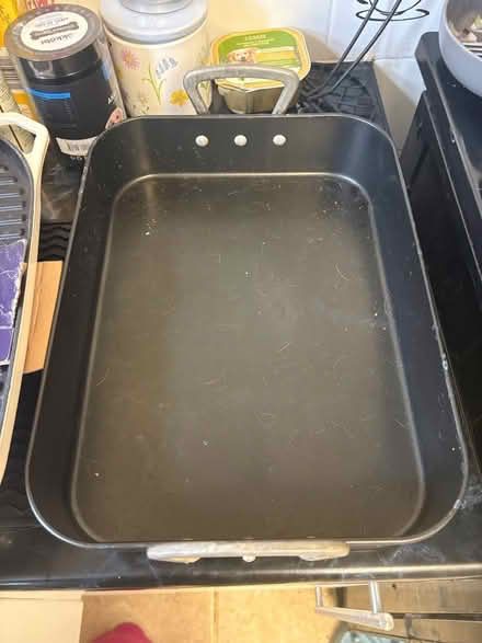 Photo of free Large saucepan and large oven dish (Hounslow, TW5) #4