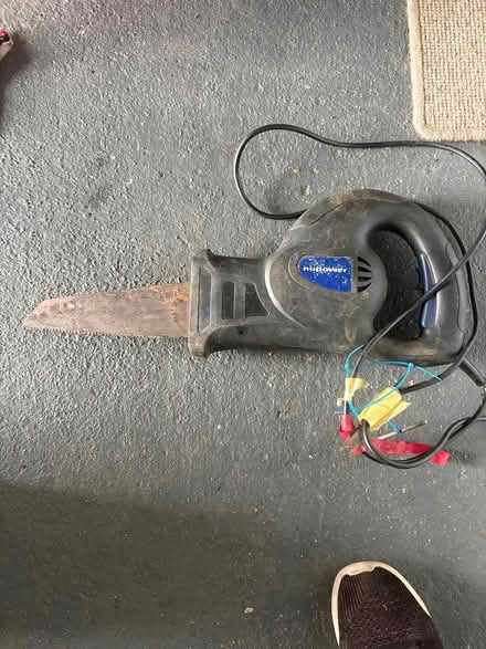 Photo of free Electric saw (Wickford) #1