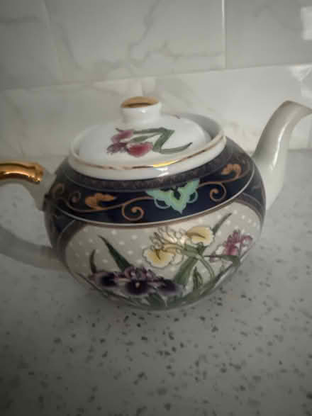 Photo of free Wedge wood clock and teapot (Rathfarnham) #3