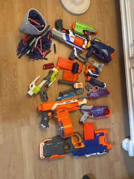 Photo of free Nerf guns & bullets (Thames ditton, KT7) #1