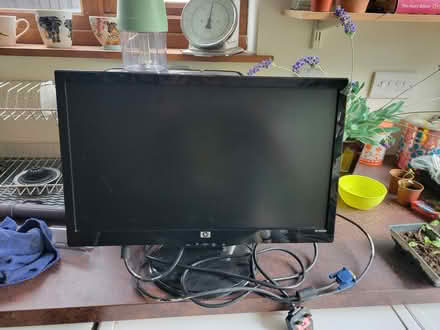 Photo of free HP Computer monitor (BR6) #1