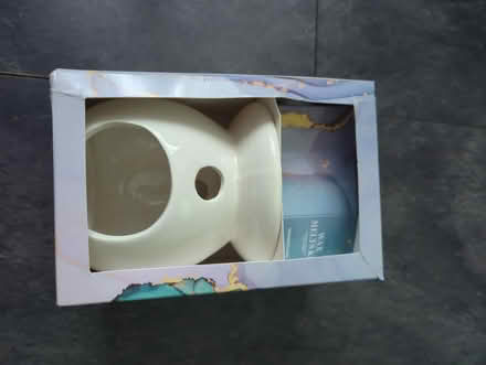 Photo of free Wax melts kit (Chessington KT9) #1
