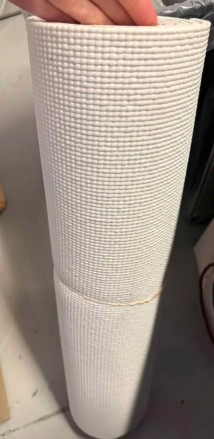 Photo of free yoga mat - white / used (midtwn) #1