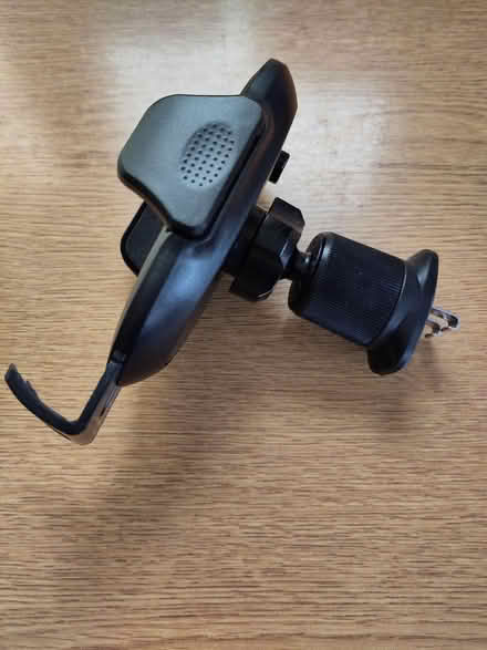Photo of free Car phone holder (Milton PO4) #1