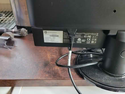 Photo of free HP Computer monitor (BR6) #3