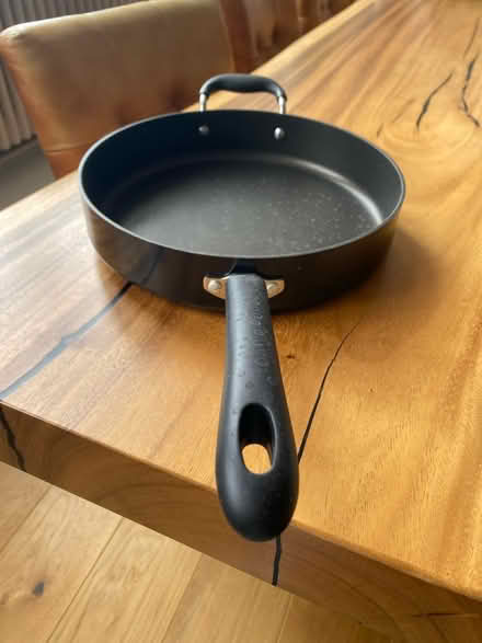 Photo of free Large deep frying pan with lid (Clerkenwell, EC1R) #2