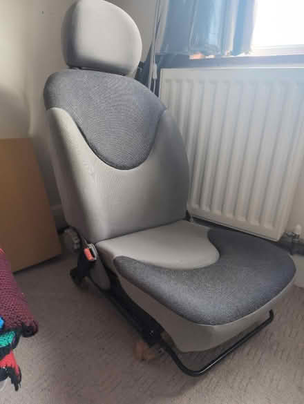 Photo of free Front chair from a car (Old Coulsdon CR5) #4