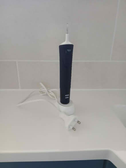 Photo of free Electric toothbrush (Emsworth PO10) #1