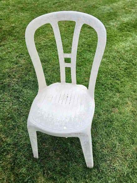 Photo of free plastic garden chair (West Bridgford NG2) #1