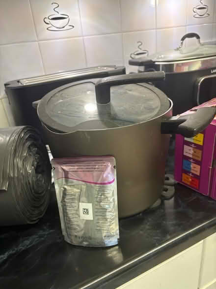 Photo of free Large saucepan and large oven dish (Hounslow, TW5) #2