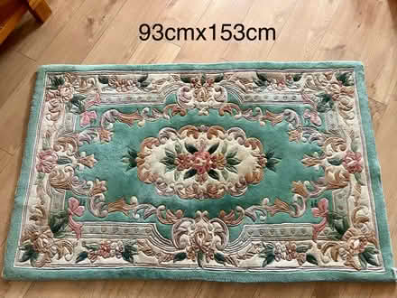 Photo of free Rug (Byfleet KT14) #1