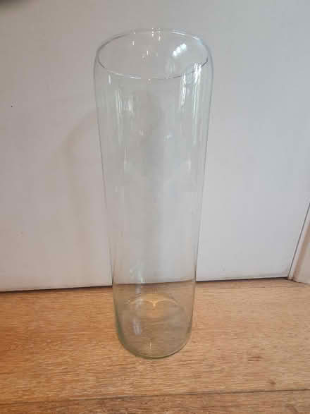 Photo of free Tall glass vase (Twickenham TW2) #1
