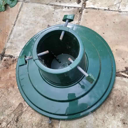 Photo of free Christmas tree stand (Sandy Lane GU14) #1
