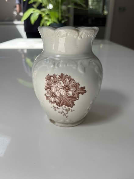 Photo of free small vase (Aldwick) #1