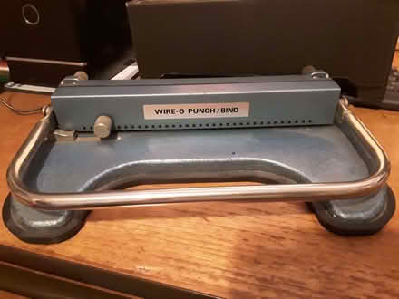 Photo of free Wire Punch Binding Machine and wire binders (Burneside LA8) #1
