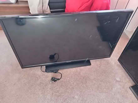 Photo of free 2 Televisions (Broadstairs CT10) #3