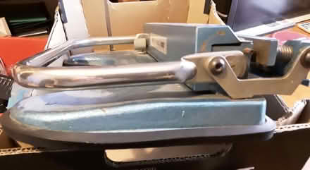 Photo of free Wire Punch Binding Machine and wire binders (Burneside LA8) #3