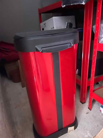 Photo of free Large kitchen bin (Littlemore OX4) #2