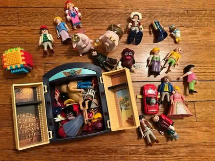 Photo of free Mix of small toys (Kensington Brooklyn) #2