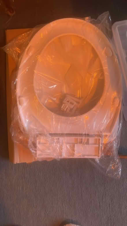 Photo of free New toilet seat (Whitstable, CT5) #1