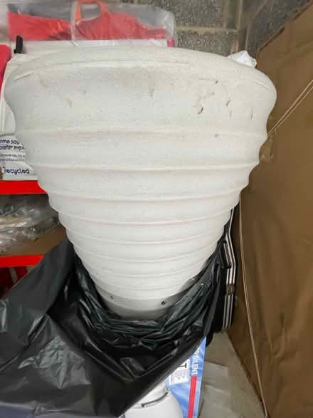 Photo of free Large plant pot (Littlemore OX4) #2