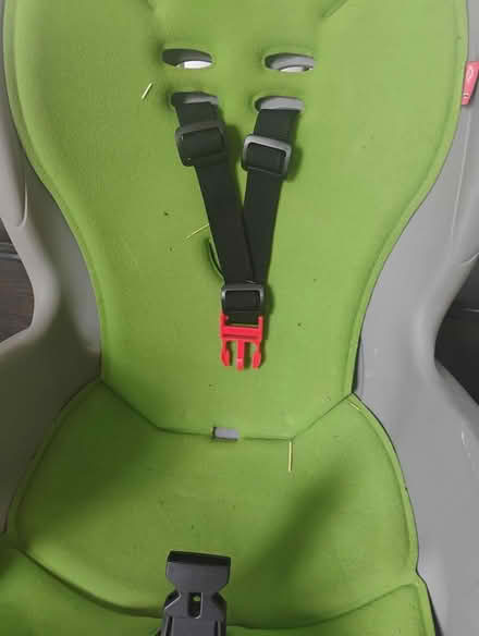 Photo of free Hamax kids bike seat and helmet (billericay CM12) #3
