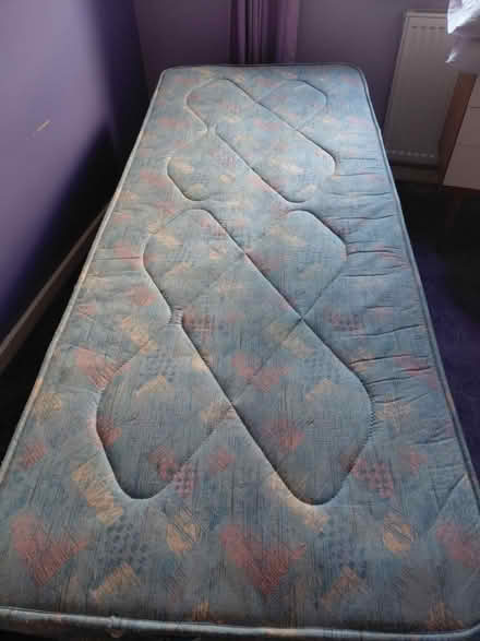 Photo of free Single bed and mattress (redditch B97) #1